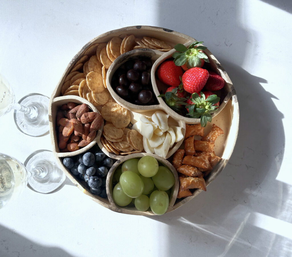 Bubble platter with snacks and champagne